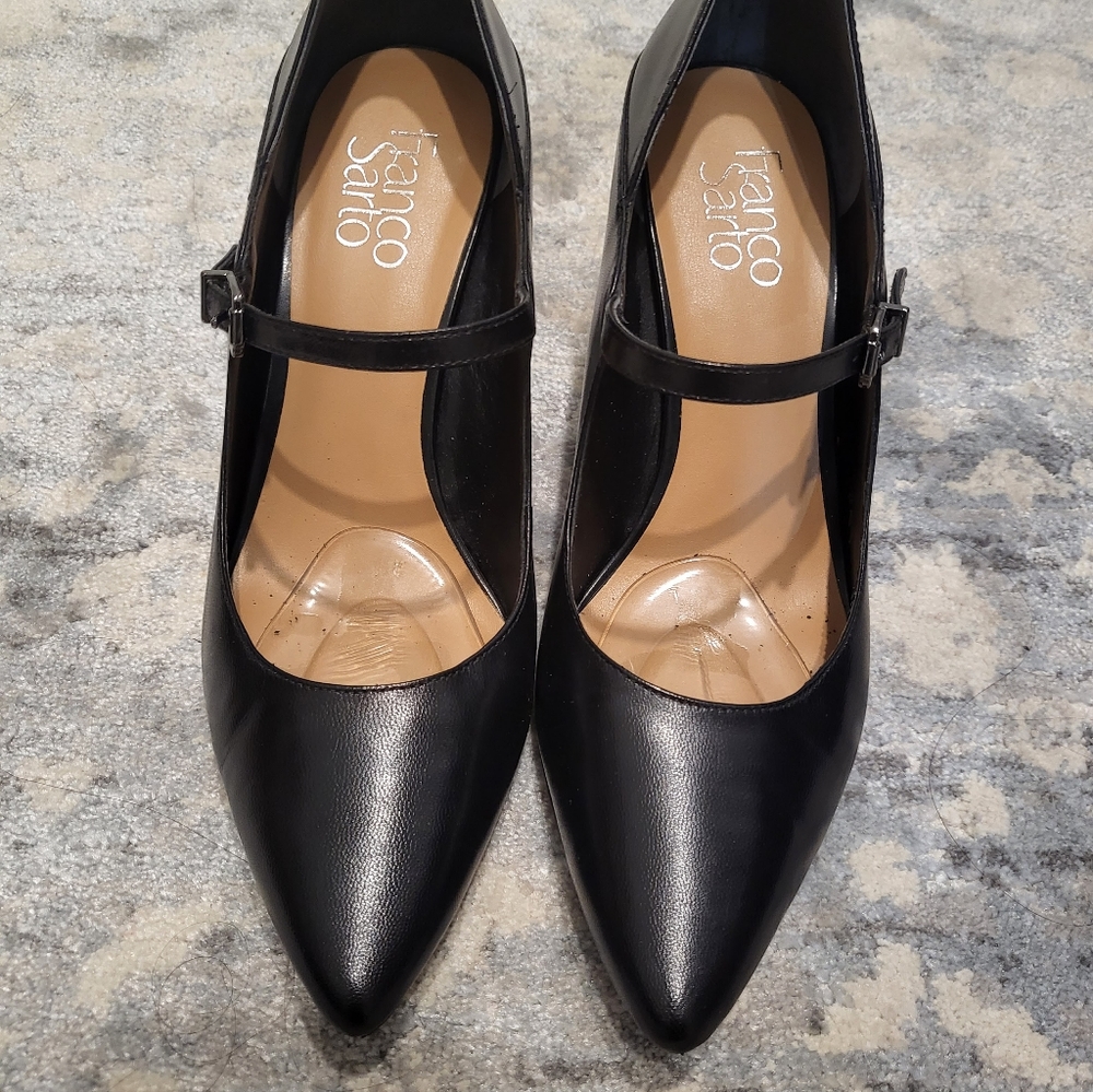 Franco Sarto "Anthem" Pump